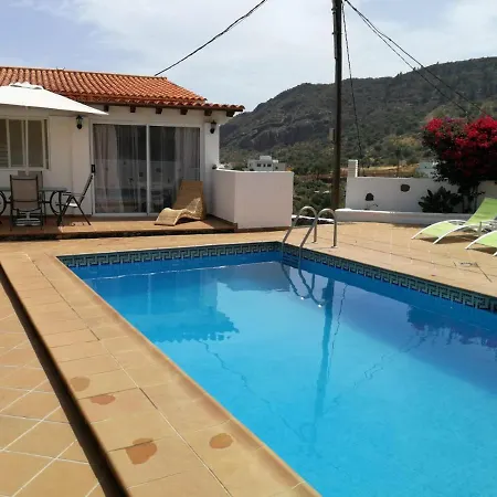 La Piedra Chalet *